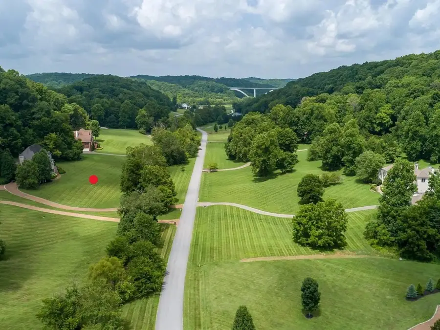 1060 Natchez Valley Ln, Franklin, TN 37064 - #2