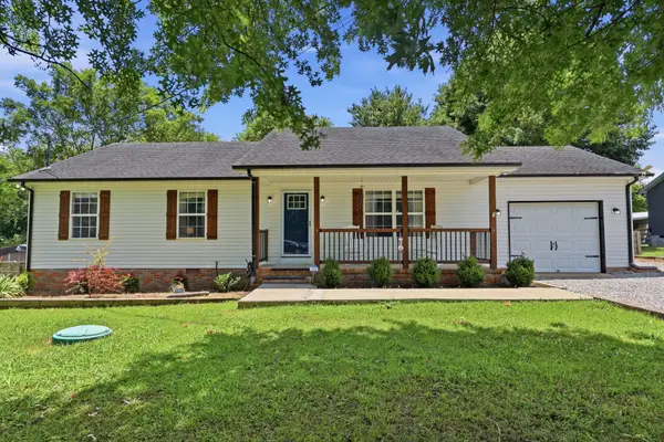 107 High St, Chapel Hill, TN 37034