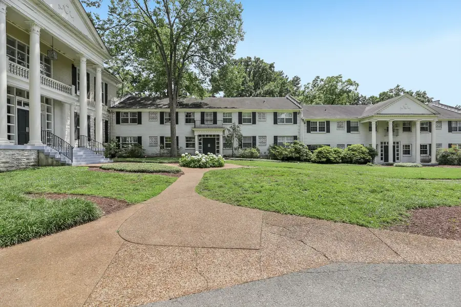 434 Bowling Ave, Nashville, TN 37205 - #3