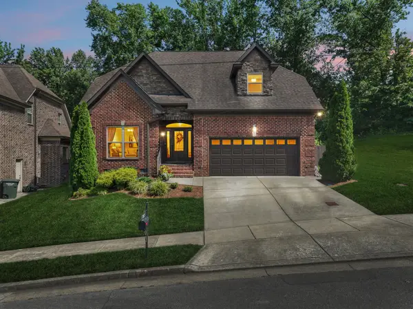 157 Tulip Grove Pt, Hermitage, TN 37076