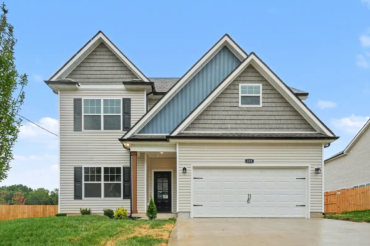 225 Hannah Lee Hill Rd, La Vergne, TN 37086 - #1