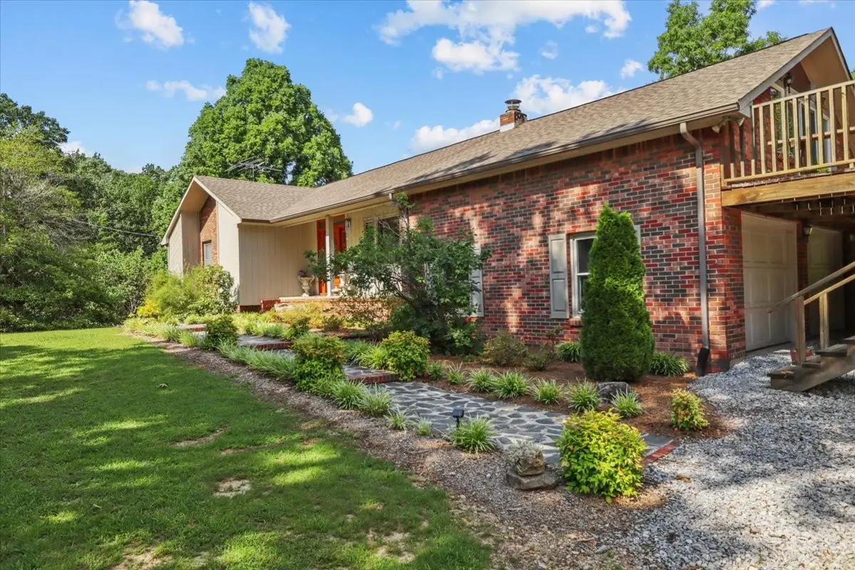 3438 Highway 13 N, Waverly, TN 37185 - #1