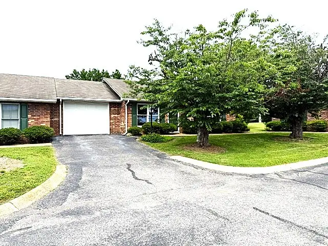1130 Horse Mountain Rd #B, Shelbyville, TN 37160 - #2