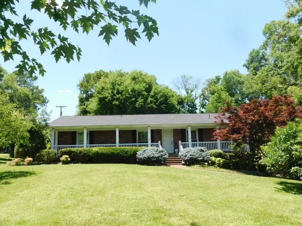1144 Spencer Ave, Gallatin, TN 37066