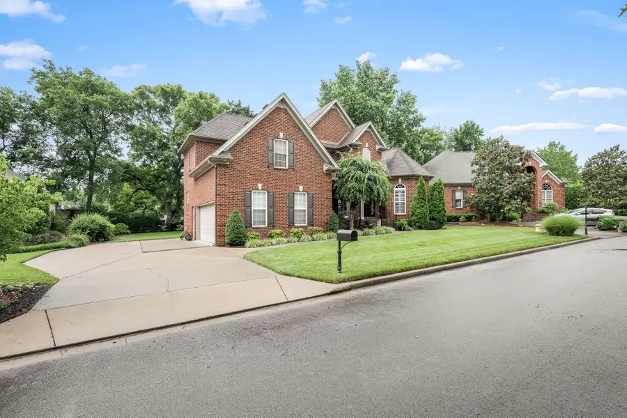 2247 Haddington Cir, Murfreesboro, TN 37130 - #2