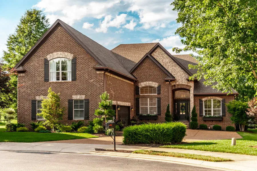 1012 Broughton Pl, Gallatin, TN 37066 - #2