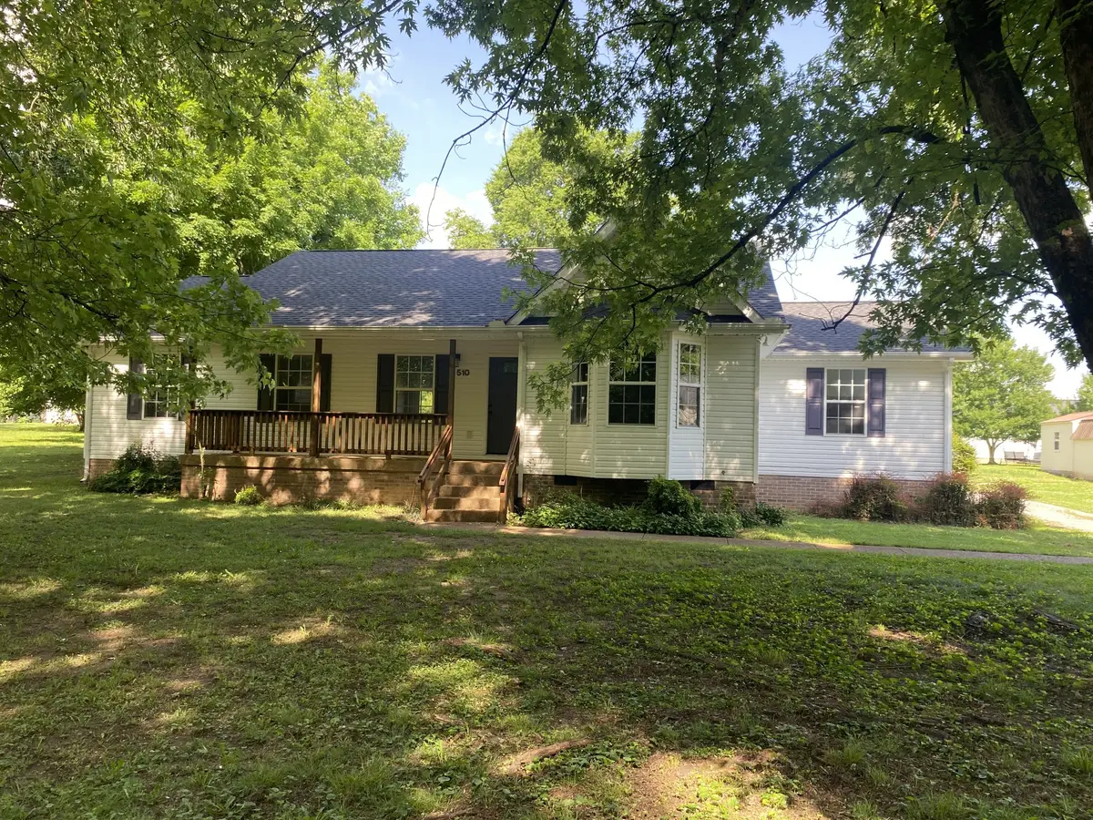 510 Morningside Dr, Chapel Hill, TN 37034 - #1