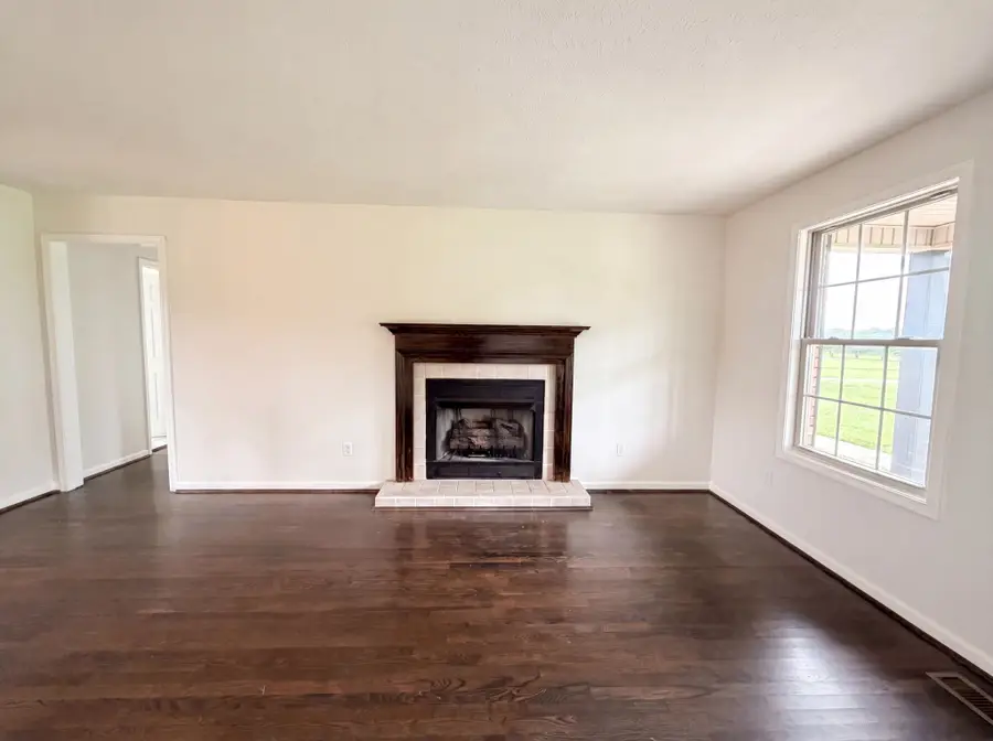 4523 Atkins Rd, Cedar Hill, TN 37032 - #3