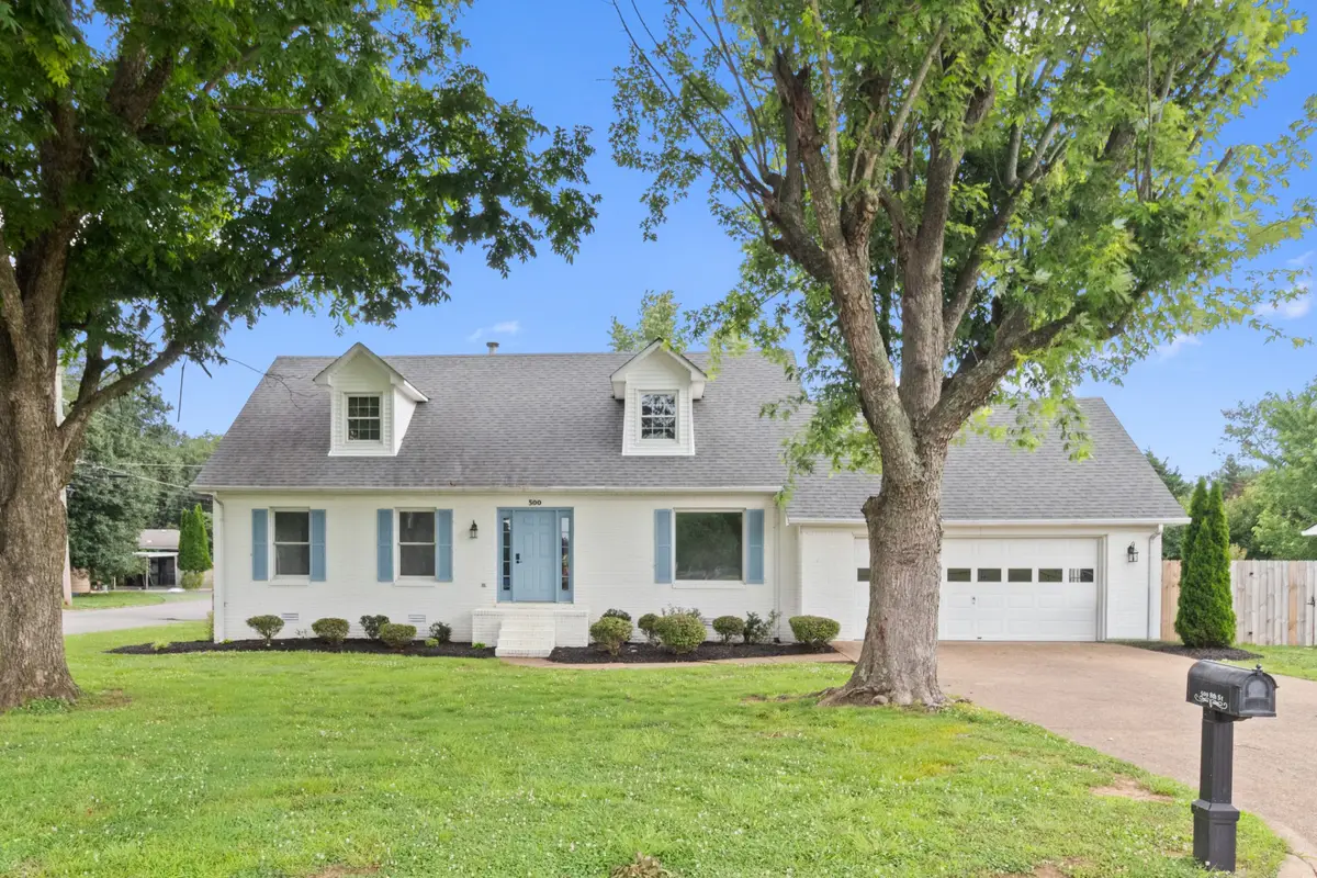 500 8th St, Lawrenceburg, TN 38464 - #1