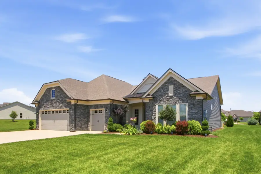 2204 Henderson Dr, Spring Hill, TN 37174 - #3
