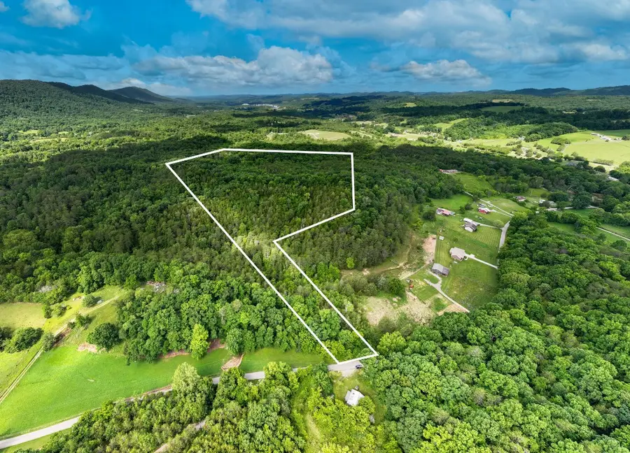 0 Round Barn Rd, Powder Springs, TN 37848 - #3