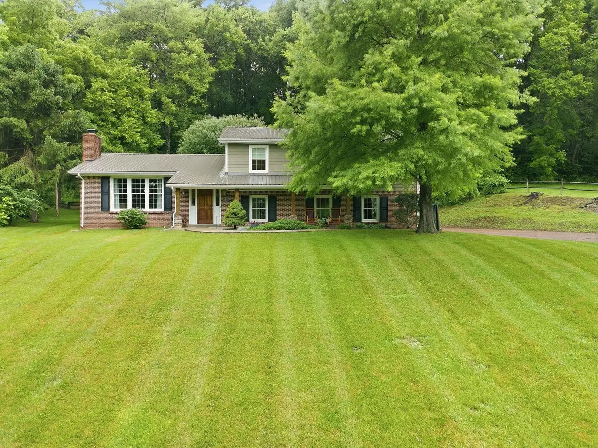 104 Fairview Drive, Mount Pleasant, TN 38474 - #1