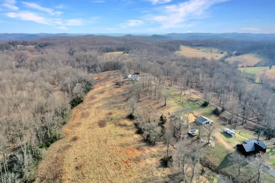 1041 Old Mount Vernon Rd, Bethpage, TN 37022 - #3