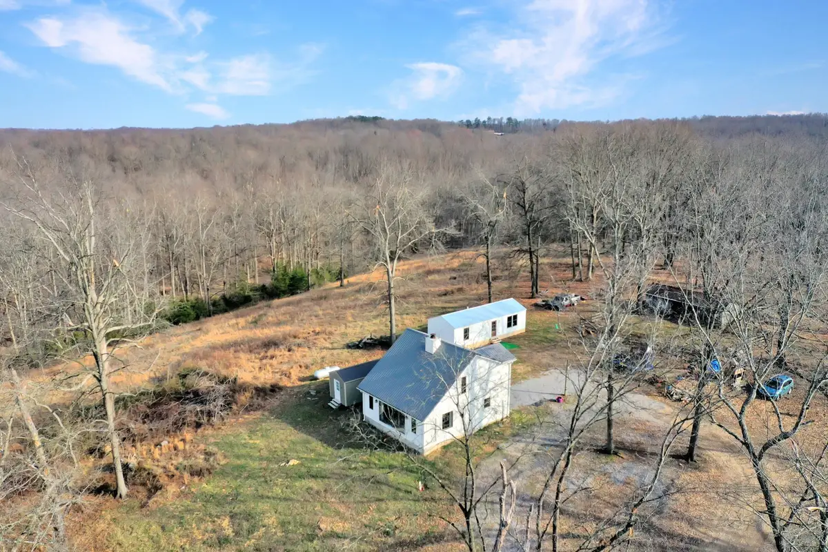 1041 Old Mount Vernon Rd, Bethpage, TN 37022 - #1