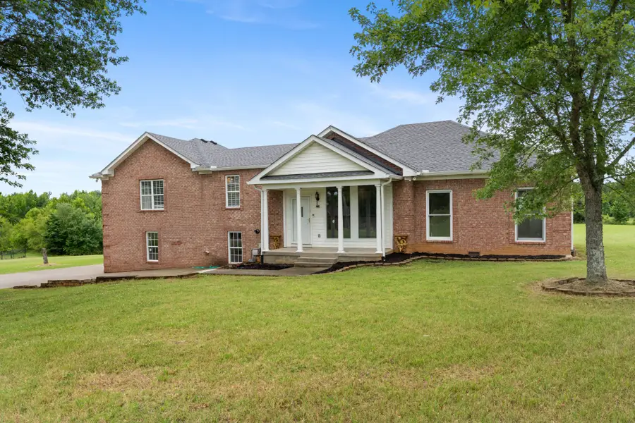 4602 Washington Rd, Greenbrier, TN 37073 - #2