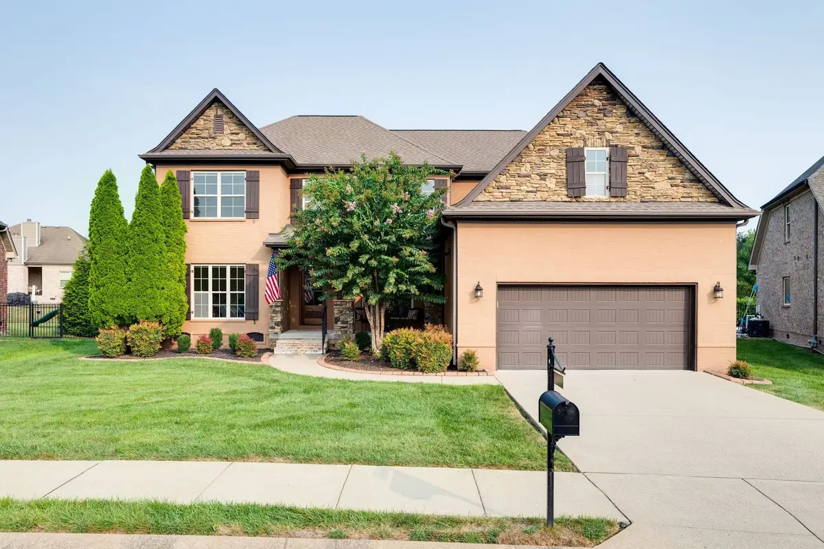 8050 Fenwick Ln, Spring Hill, TN 37174 - #1