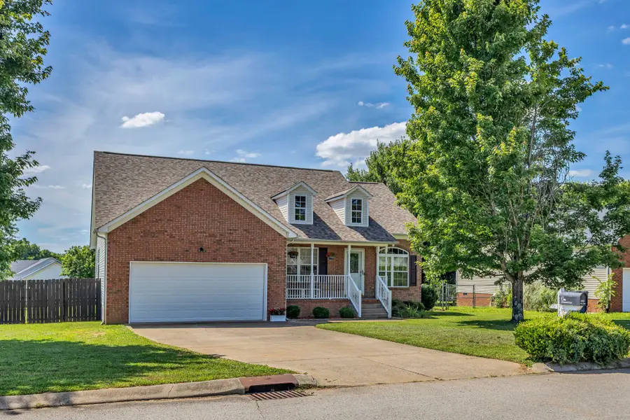 1978 Farmington Ct, Columbia, TN 38401 - #2