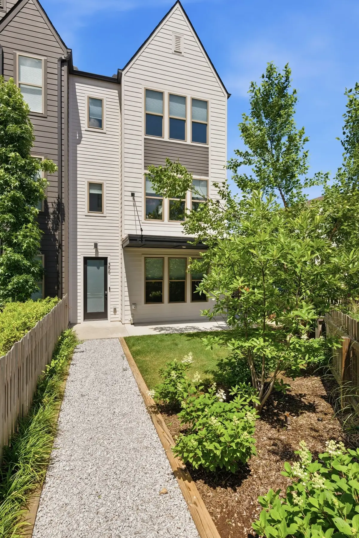 356 E Village Ln, Nashville, TN 37216 - #1