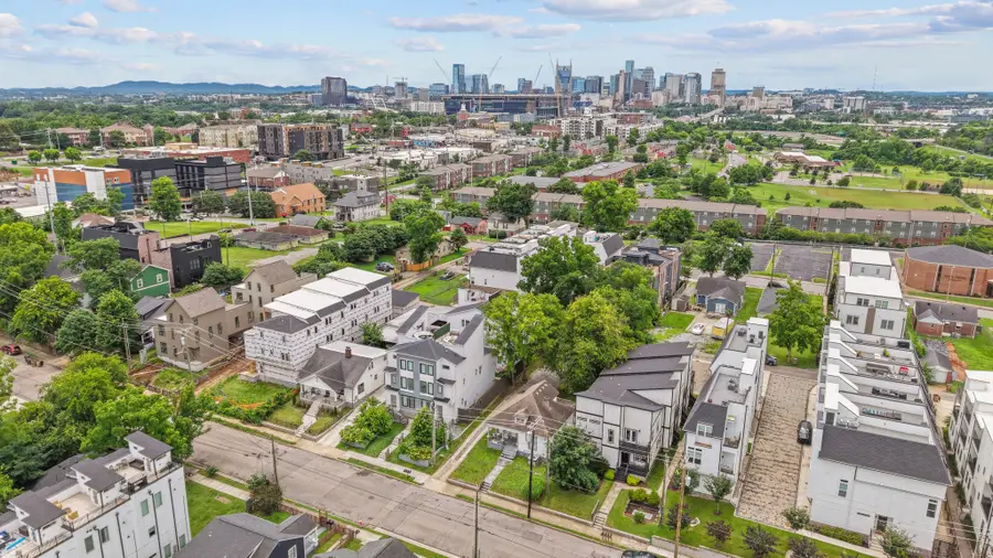 116C N 9th St, Nashville, TN 37206 - #2