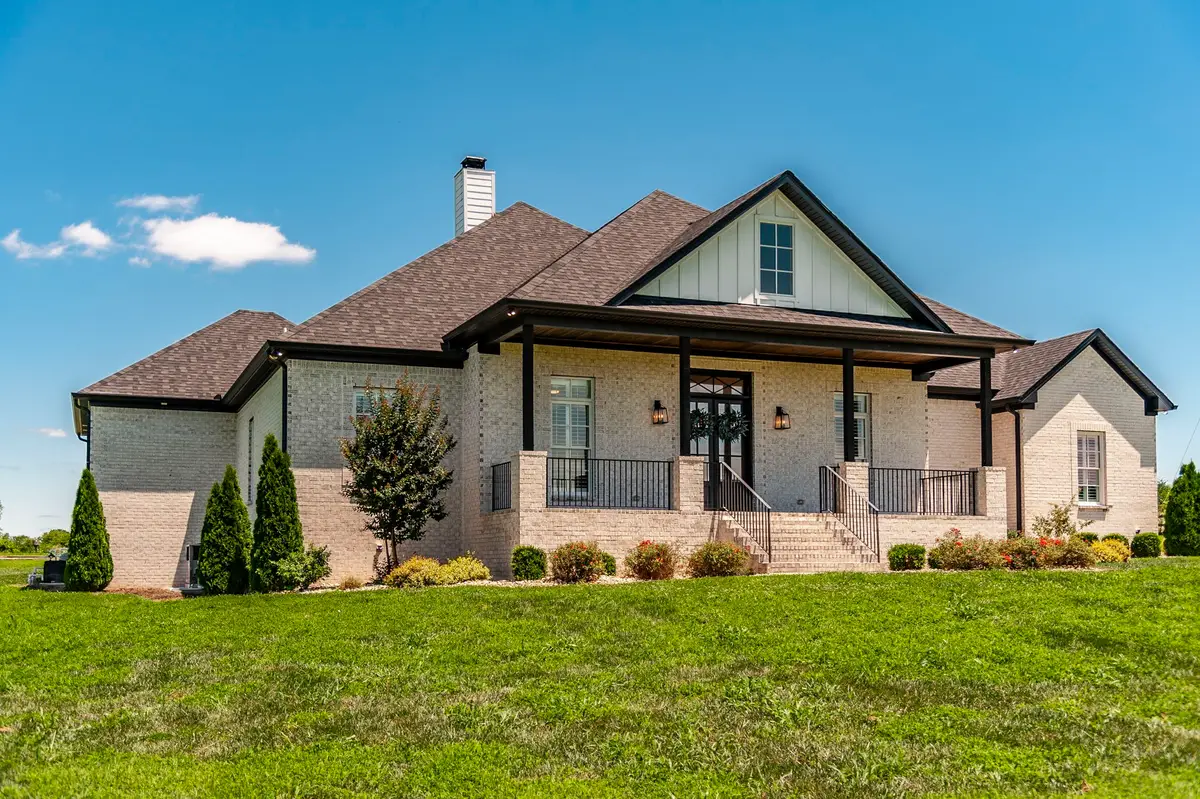 1322 Barry Ln, Gallatin, TN 37066 - #1