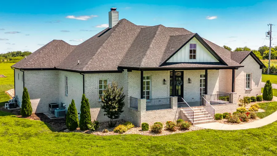 1322 Barry Ln, Gallatin, TN 37066 - #2
