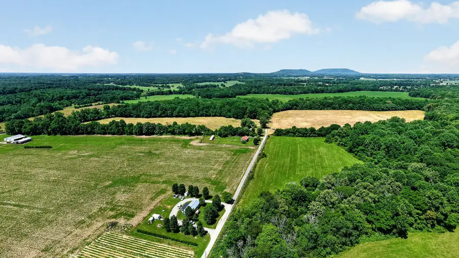 389 Lowery Rd, Smithville, TN 37166 - #2