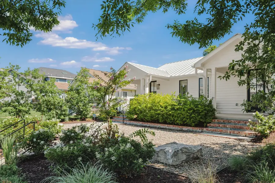 1806 5th Avenue N, Nashville, TN 37208 - #3