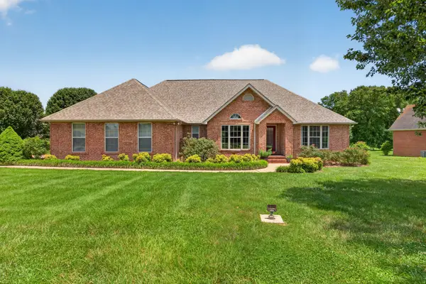 205 Hearthstone Dr, Sparta, TN 38583
