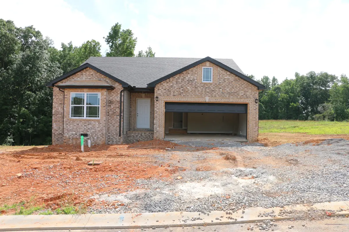 556 Willow Park Dr, Clarksville, TN 37043 - #1