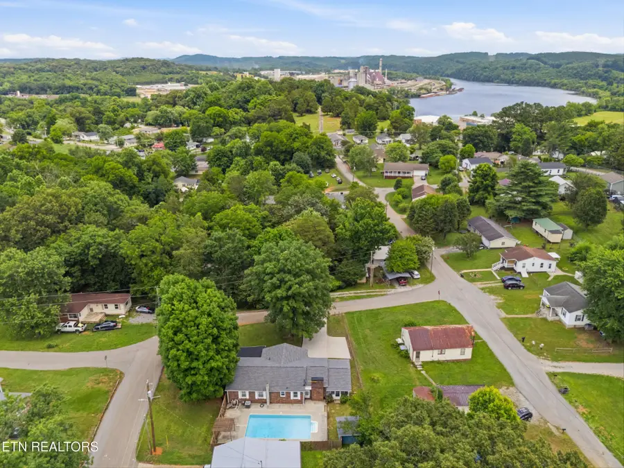 513 Smokey Drive, Loudon, TN 37774 - #3