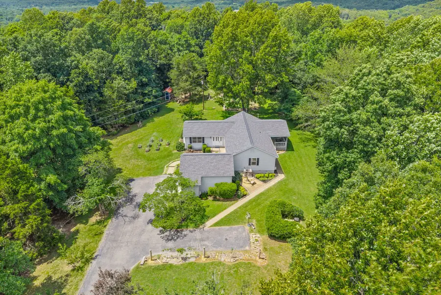 6110 Cansler Subdivision Rd, Hopkinsville, KY 42240 - #2