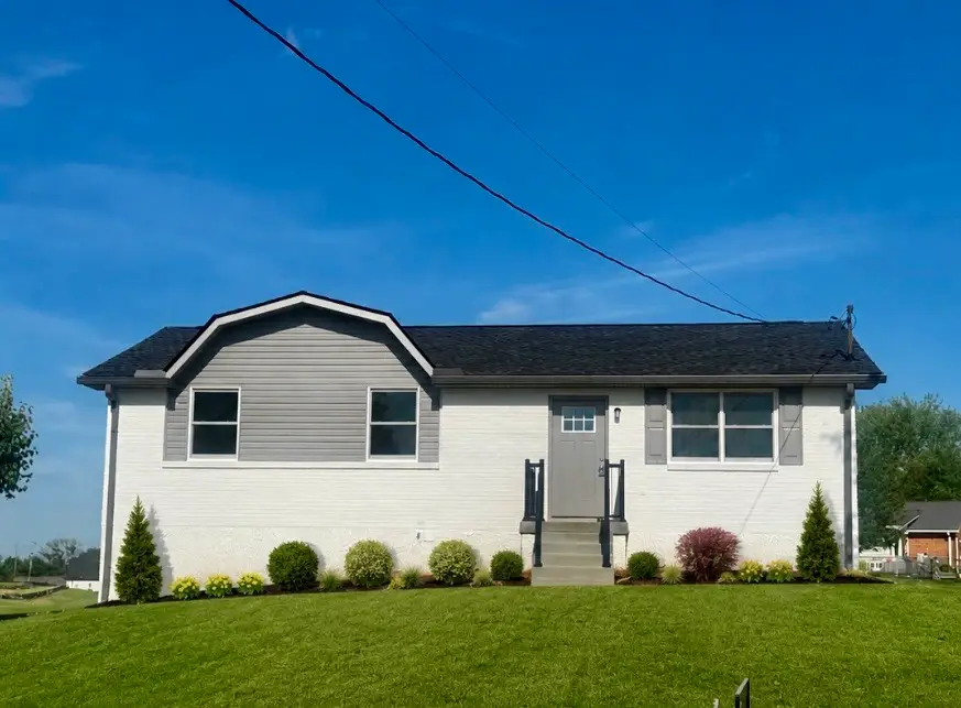 708 Volunteer Dr, White House, TN 37188 - #1