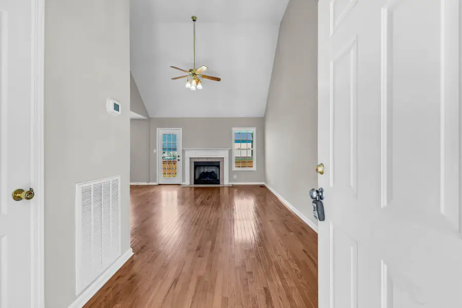 3363 Dabney Ln, Clarksville, TN 37043 - #3