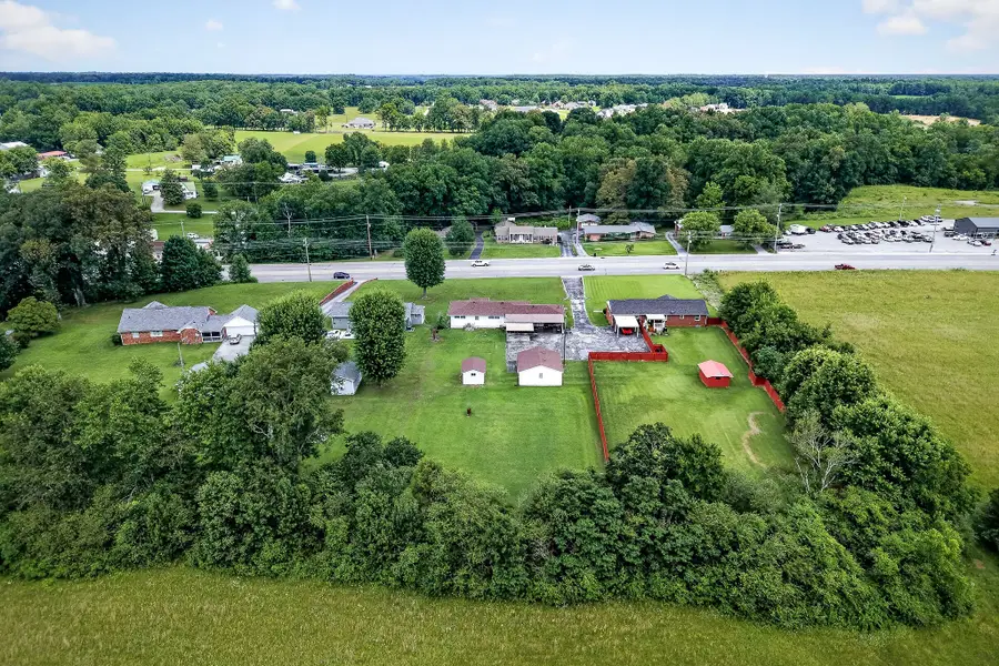 445 W Broad St, Smithville, TN 37166 - #2
