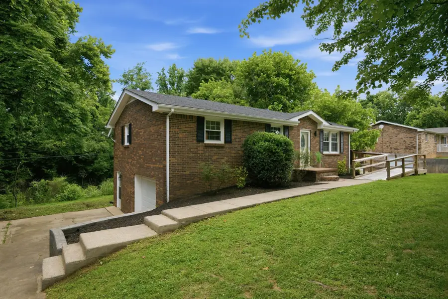 1151 Chestnut Dr, Burns, TN 37029 - #2