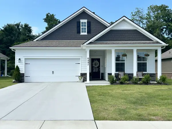 6887 Japonica Ln, White House, TN 37188