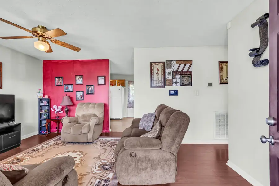 1645 Hannibal Dr, Oak Grove, KY 42262 - #3