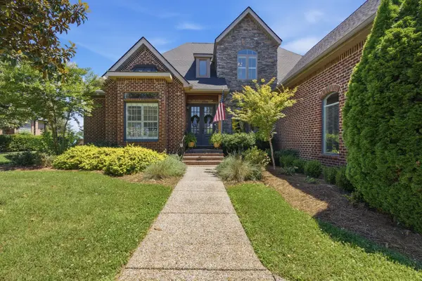518 Ridgecrest Ln, Lebanon, TN 37087