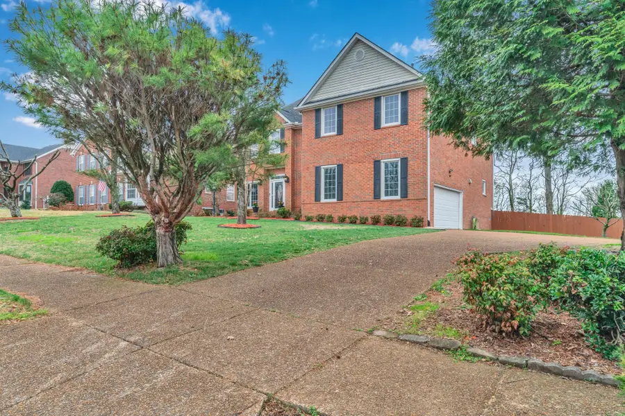 201 Dandridge Dr, Franklin, TN 37067 - #2