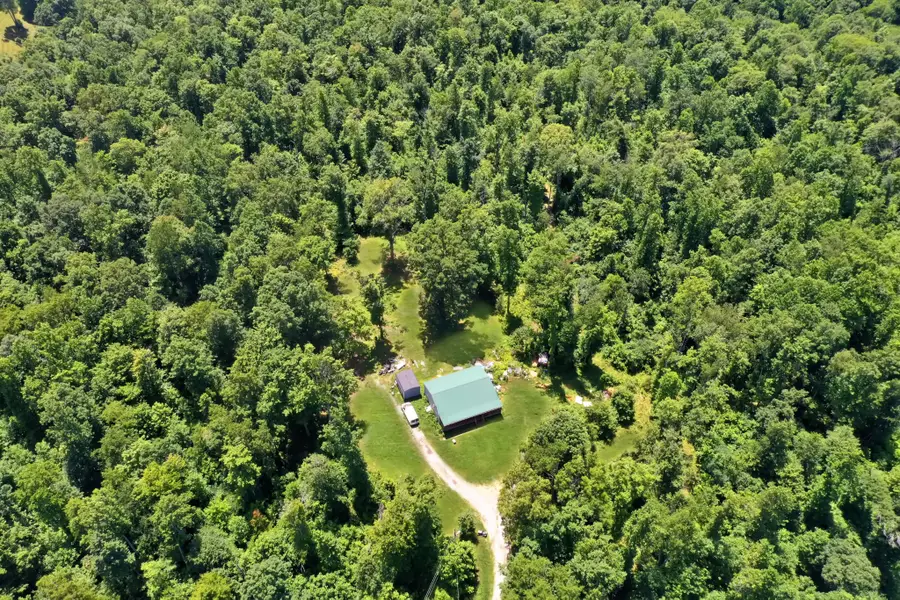 380 Shady Ln, Gainesboro, TN 38562 - #3
