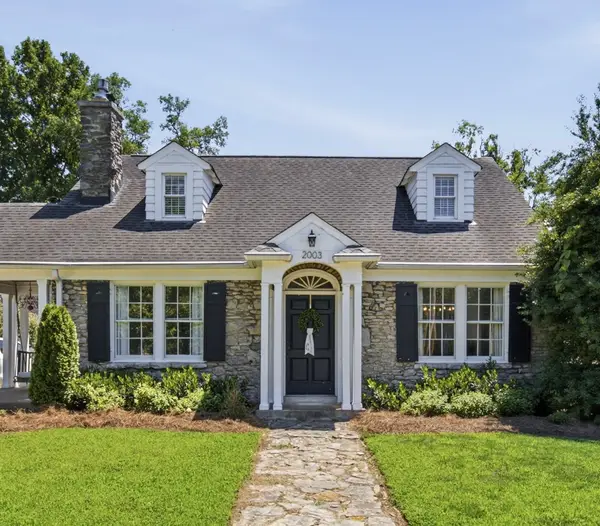 2003 Sweetbriar Ave, Nashville, TN 37212