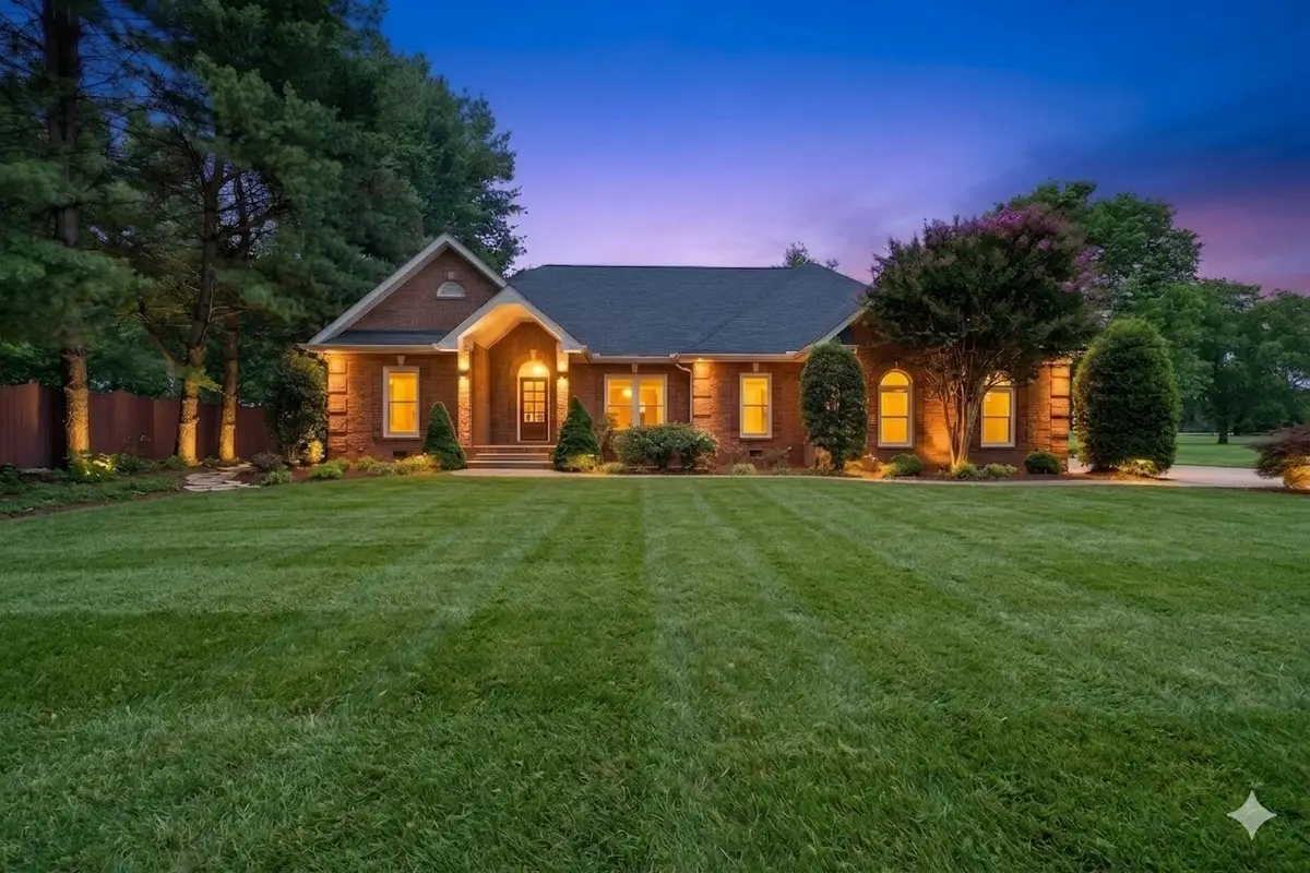 213 Bradshaw Rd, Lebanon, TN 37087 - #1