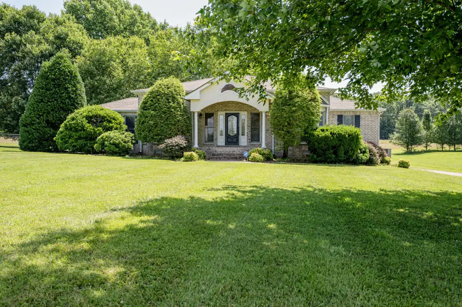 205 Meadowlark Ct, Dickson, TN 37055 - #2