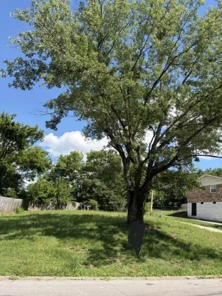 504 Combs Ter, Nashville, TN 37207 - #1