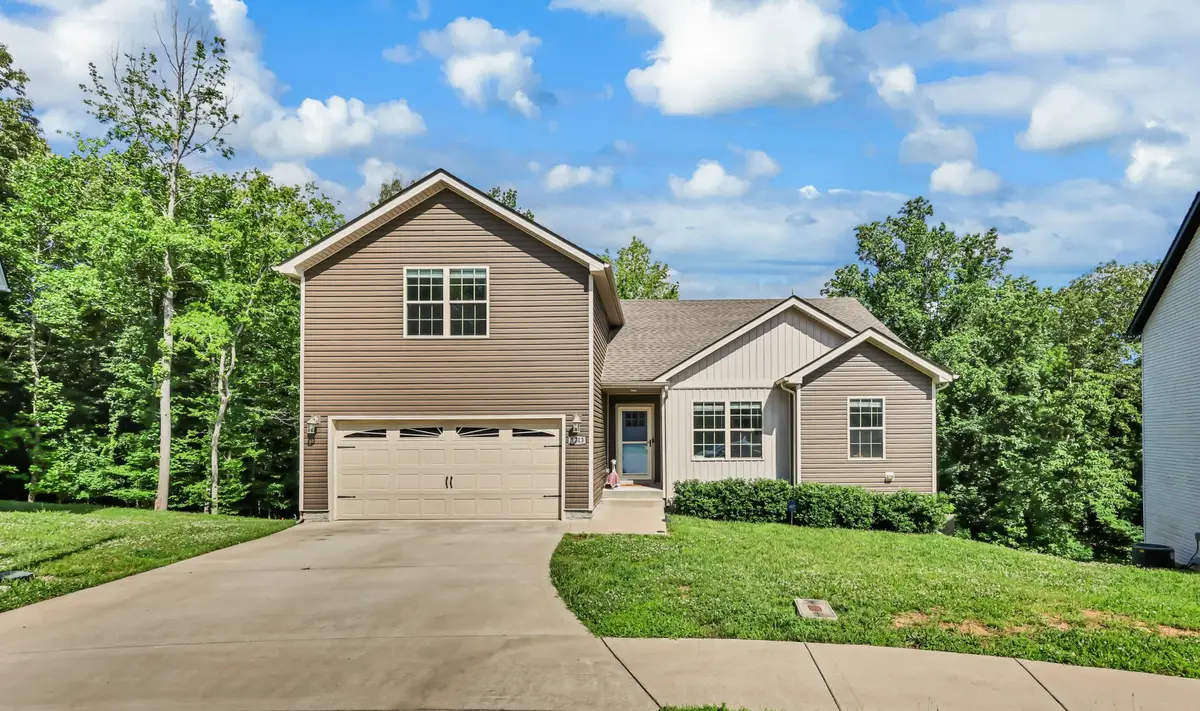 1213 Old Charlotte Trce, Clarksville, TN 37040 - #1