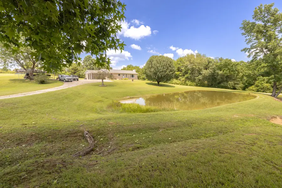 34 Dunn Rd, Leoma, TN 38468 - #3