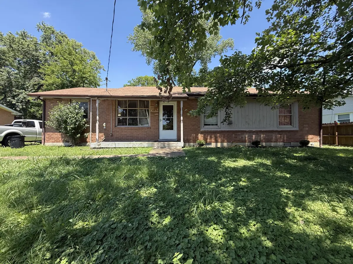 5032 Bonnameade Dr, Hermitage, TN 37076 - #1