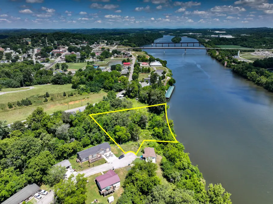 100 Riverview Dr, Loudon, TN 37774 - #2