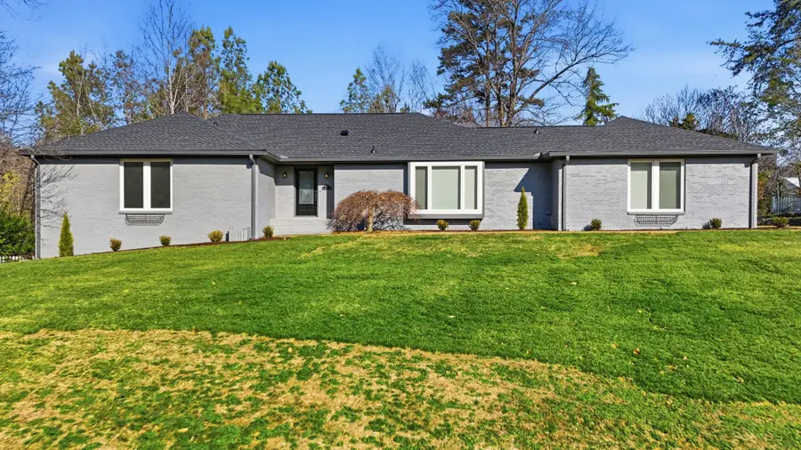 755 Golf View Drive Nw, Cleveland, TN 37312 - #2