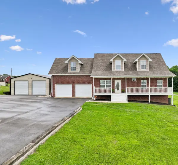 527 Governor Hall Rd, Castalian Springs, TN 37031